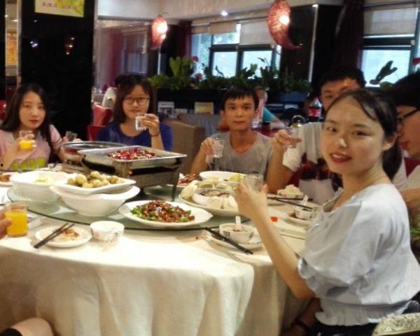 结婚吃席分手吃瓜视频,一段婚姻的悲喜转变