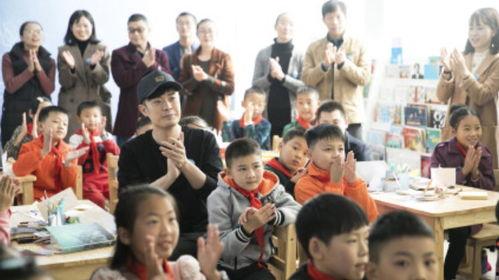 三亚律师吃瓜视频播放,揭秘幕后故事