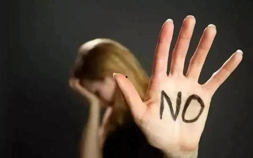 强迫别人吃瓜视频,强迫别人吃瓜视频背后的真相与反思